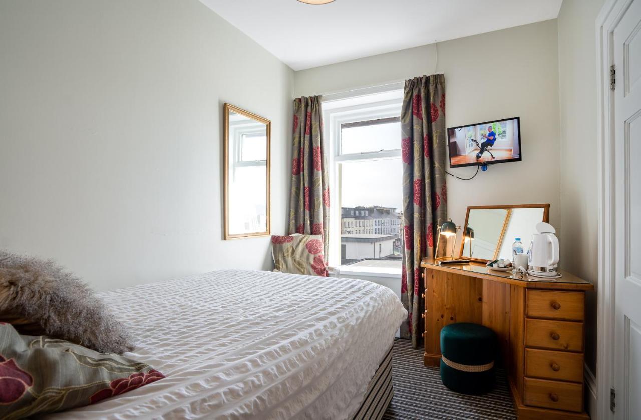 Antrim House Guest Rooms & Suites (Adults Only) Portrush Exterior foto