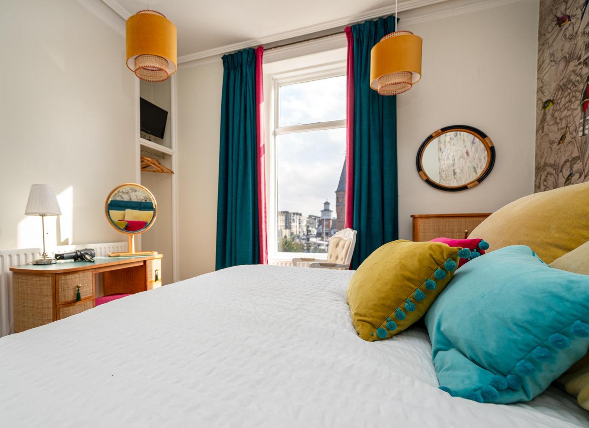 Antrim House Guest Rooms & Suites (Adults Only) Portrush Exterior foto